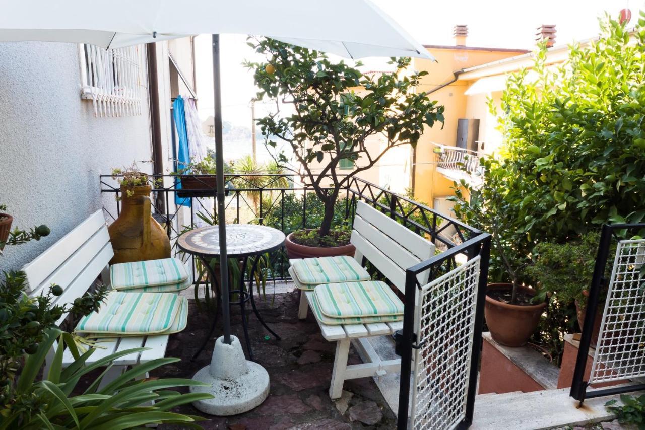 Bed and Breakfast Golfo Dei Poeti Леричи Экстерьер фото